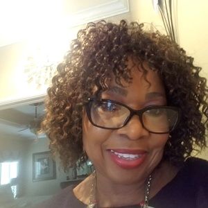 Meet your Posher, Catherine